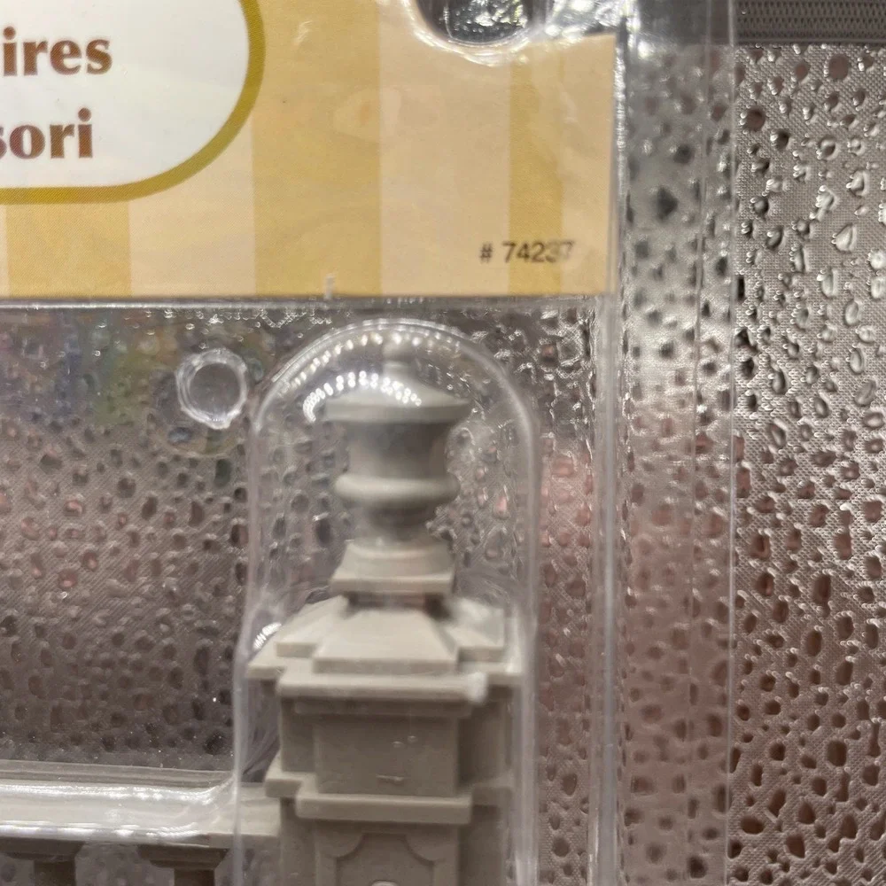 Lemax‎ PLAZA FENCE Set of 4 #74237 Christmas Village Accessory NEW